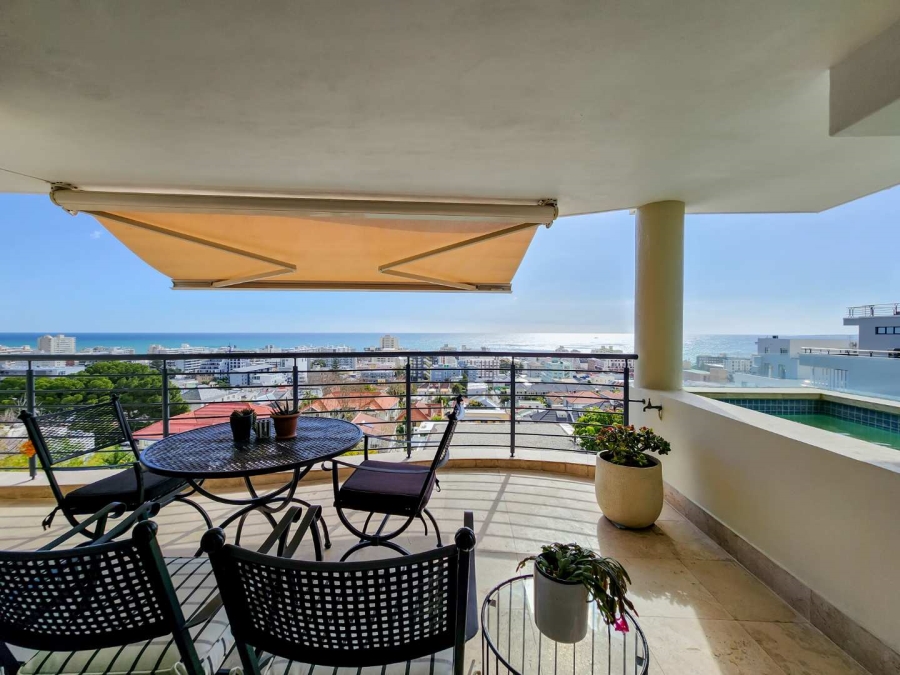 3 Bedroom Property for Sale in Sea Point Western Cape